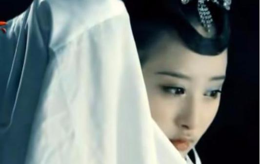 独孤伽罗为什么会十分忌惮杨坚晚年宠幸的宫女