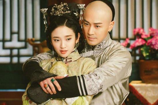 皇太极在位时，为什么娶敌军女子为后妃