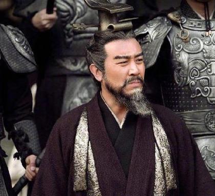 刘备那么有实力为什么不能统一天下 而只能三分天下呢