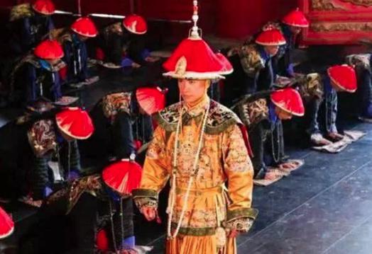 清朝官员上朝，为什么不能吃饭