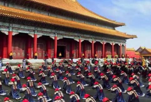 清朝官员上朝，为什么不能吃饭