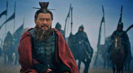 面对众人要救曹操 为什么曹操不感激反而要将其杀害呢