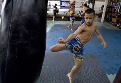 为什么古人的武器都是重达百斤