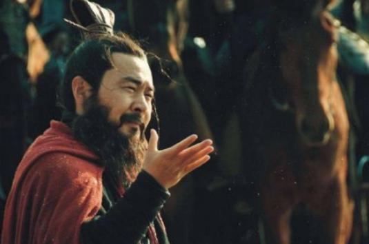 曹操为什么愿意让他的女儿们共侍一夫