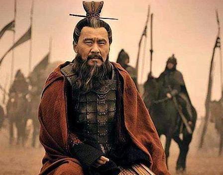 曹操为什么不愿意称帝 而晚年却想当周文王呢