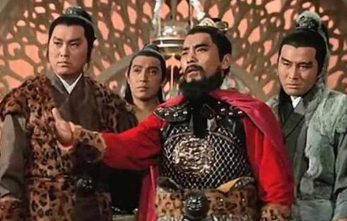 李存孝是后唐太祖李克用的儿子，为什么却被李克用用车裂杀死