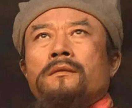 李逵在怎么说也是宋江的兄弟 为什么宋江会拉着李逵陪葬呢