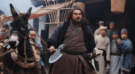 李逵在怎么说也是宋江的兄弟 为什么宋江会拉着李逵陪葬呢