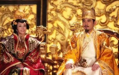 武则天杀那么多大臣，程咬金为什么没有被杀