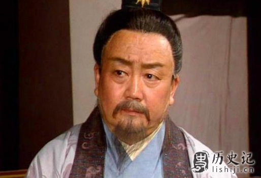 始于乱世，终于善果！贾诩是如何在乱世之中得以生存的