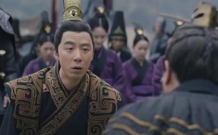 曹操为什么不敢杀汉献帝 而是控制他挟天子令诸侯呢