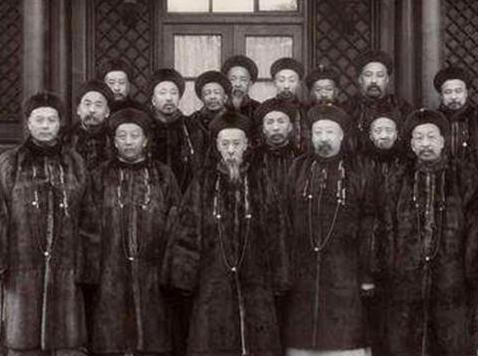 为什么慈禧一死大清就灭亡了 看看她生前做的事情就知道了