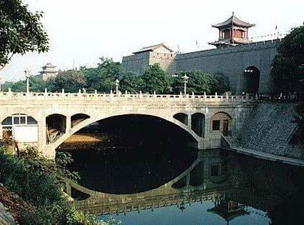 古代护城河到底有什么作用呢 为什么古人会花重金去修建呢