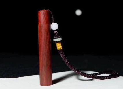 古人常用的火折子是怎么发明的 为何轻轻一吹就能起火呢