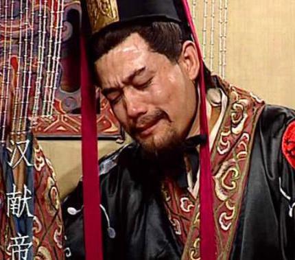 曹丕篡汉东汉王朝就彻底灭亡 为什么忠心汉室的大臣没有投靠刘备呢