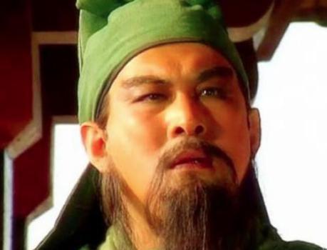 樊城之战关羽要怎么做才能攻下樊城呢