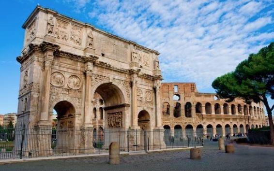 罗马政权衰落的时期，西哥特人是怎么生存的