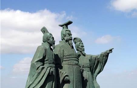 为什么秦始皇死后 六国的贵族才敢露头造反呢