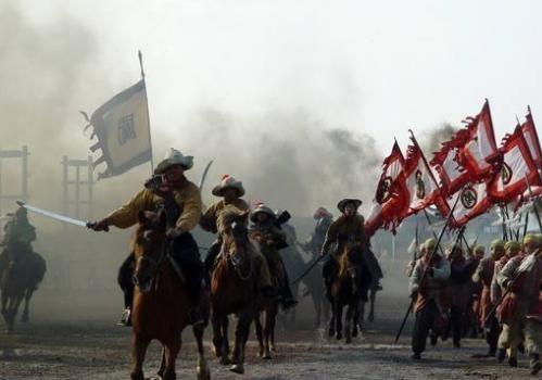 横扫大明的李自成，为什么迅速败给了满清王朝