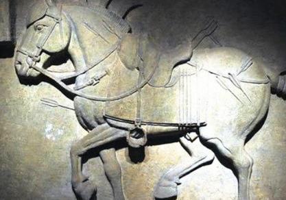 昭陵六骏中，为什么这匹马排首位