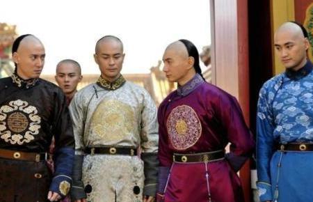 八王党人才辈出连又有实权的皇子 为什么雍正还是能继承皇位呢