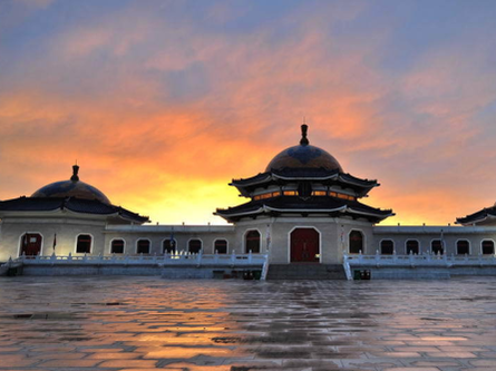 古代皇帝和皇后是如何下葬的 一方先死要等到另一方才下葬吗</span>
                      