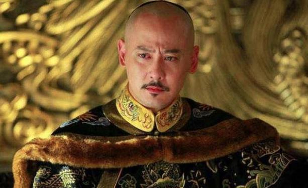 乾隆对大臣以礼相待,为什么会变得颐指气使