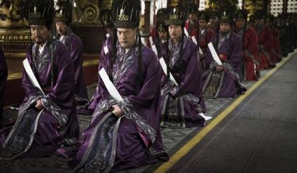 古代大臣这么早就出门上朝了 他们要怎么吃早饭的