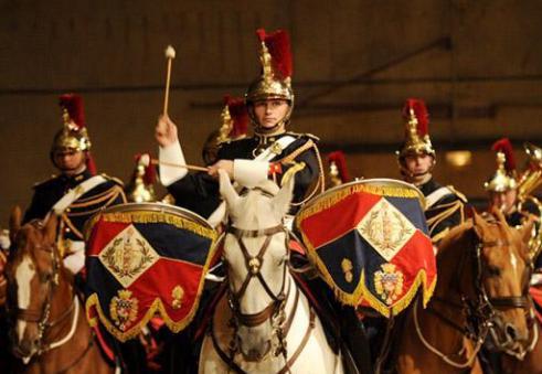 溥仪退位后，他的禁卫军去了哪里