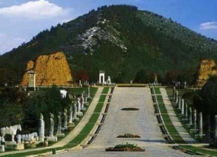 秦始皇陵都存在两千多年了 为什么会在1974年才被发现呢