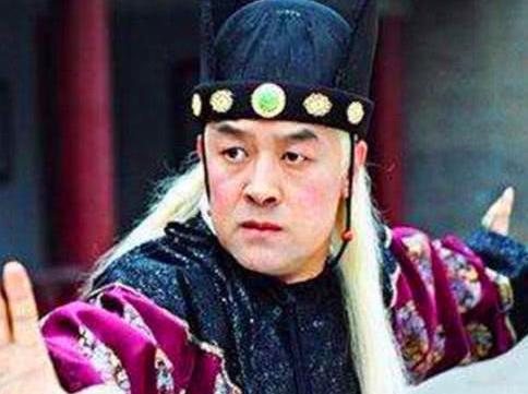 太监被阉割后是怎么上厕所的