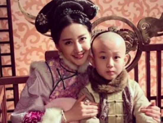 皇太极逼多尔衮生母自尽，他为什么不阻拦