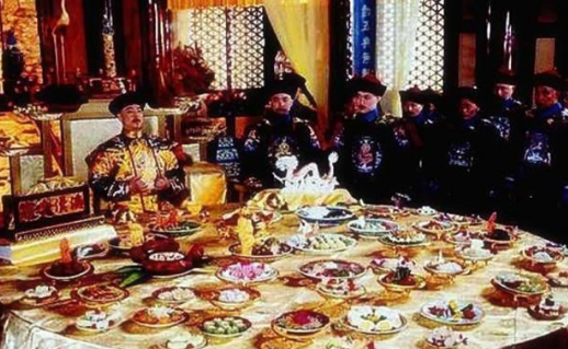 清朝皇帝的一天是怎么过的