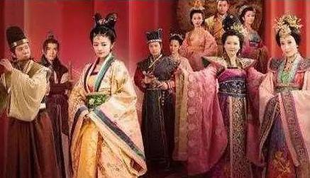 新皇帝登基之后他的小妈们怎么样了 她们又是什么下场呢