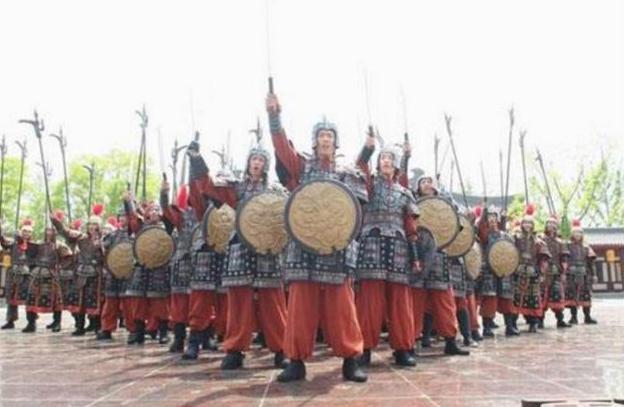 三国时期得诸葛亮为什么总是为粮草发愁