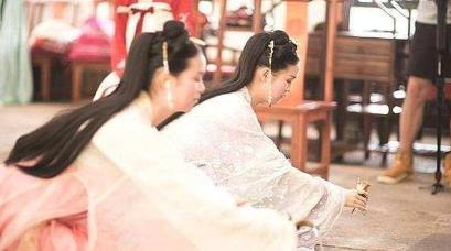 古代皇室有这么多妃子 为什么从来没有出现过一对双胞胎呢