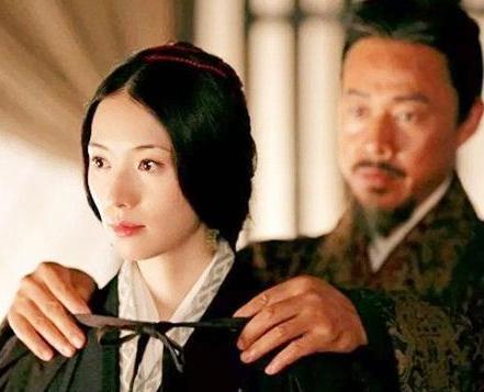 曹操为什么喜欢送儿子给别人 他这么做到底处于什么目的