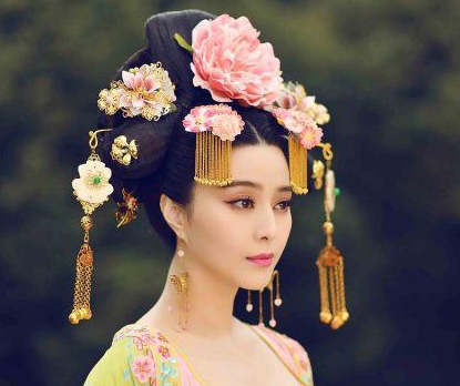 李治有什么特殊癖好吗 李治为什么会和武则天的姐姐在一起</span>
                      