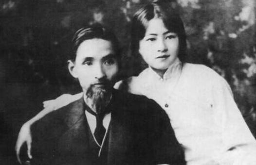 为什么冰心讨厌林徽因