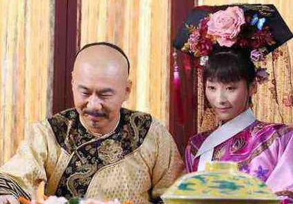 古代御厨每天都会给皇帝做饭 皇帝是怎么防止他们下毒的</span>
                      