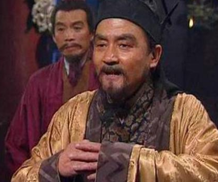 在赤壁之战之前 江东的臣子们为什么要求孙权迎降曹操</span>
                      