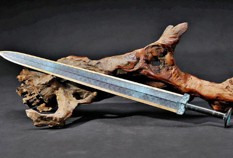 古代刀剑真的能做到削铁如泥吗 现在武器为什么做不到了</span>
                      