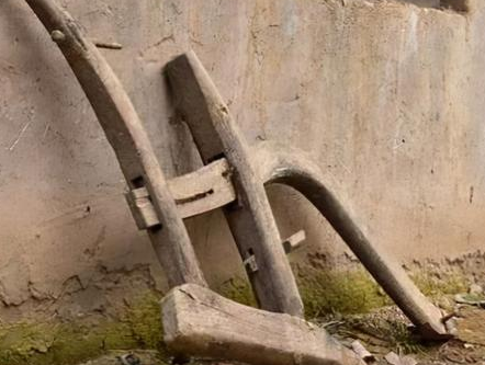 古代刀剑真的能做到削铁如泥吗 现在武器为什么做不到了</span>
                      