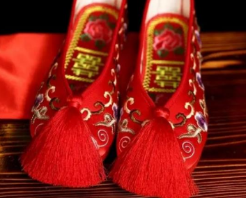 西周时期的婚俗，对晋国的婚姻婚俗产生了怎样的影响？</span>
                      