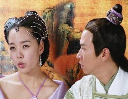 驸马敢亲自动手打公主 皇帝最后为什么还替他求情</span>
                      