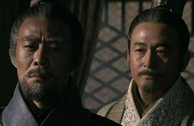 秦国为什么历经六代君王，才实现了大一统呢？</span>
                      