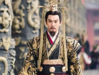 西周政治统治的核心是嫡长子继统法,周幽王废嫡立庶带来了怎样的冲击?</span>