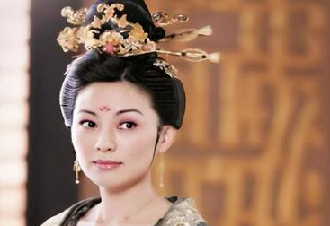 唐朝的上官婉儿是怎么称量天下士的？</span>
                      