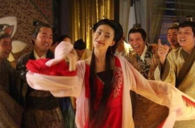 古代青楼中为什么要养一群壮汉 他们主要负责什么事情</span>
                      