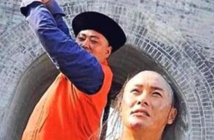古代刽子手为什么听到刀下留人就停手 如果没有停手会怎么样</span>
                      
